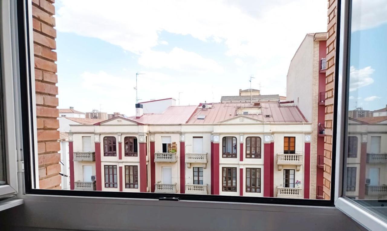 Ferienwohnung La Llave Del Centro De Logrono, Vino Crianza Y Desayuno Incluido Exterior foto